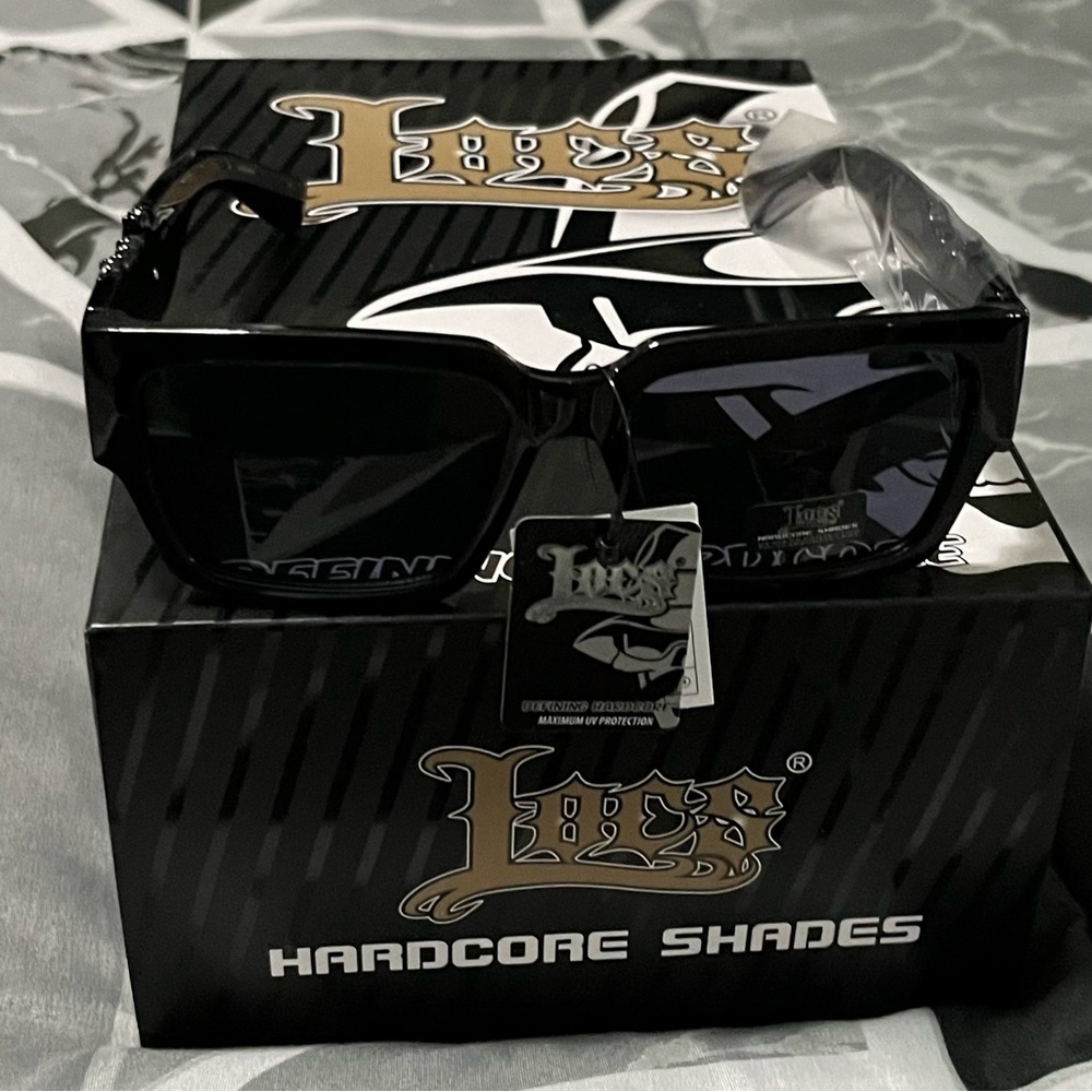 Hardcore Locs Sunglasses 🔥 - Picture 7 of 7
